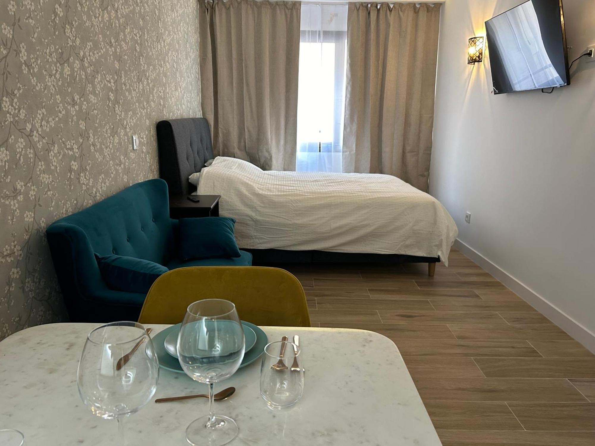 Renovated In Center * Madri